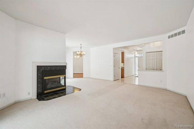 43573 E Perignon Drive, Sterling Heights, MI 48314