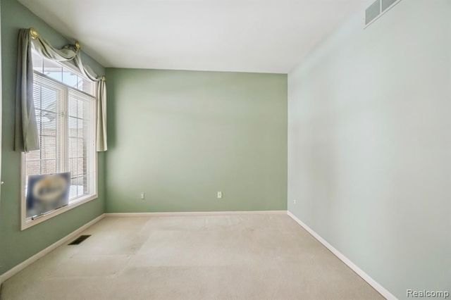 43573 E Perignon Drive, Sterling Heights, MI 48314