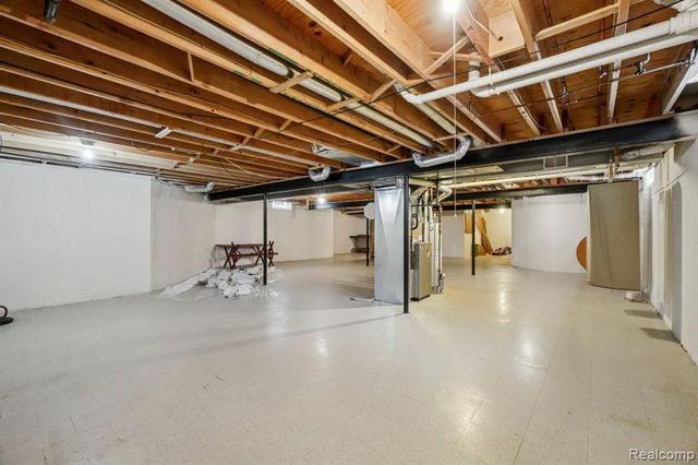 43573 E Perignon Drive, Sterling Heights, MI 48314