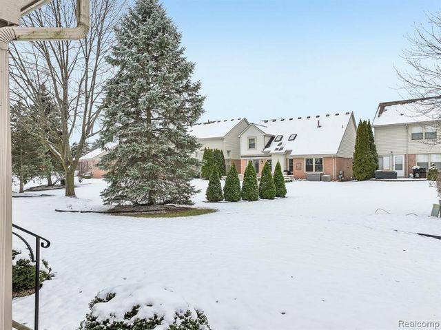 43573 E Perignon Drive, Sterling Heights, MI 48314