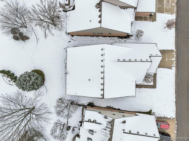 43573 E Perignon Drive, Sterling Heights, MI 48314