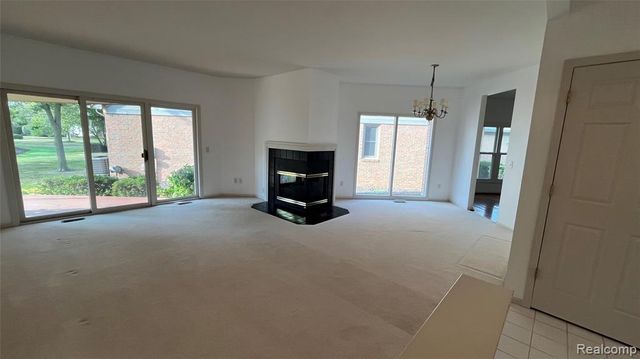 43573 E Perignon Drive, Sterling Heights, MI 48314