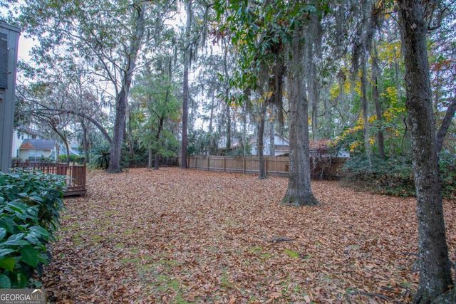 15 Sherborne Road, Savannah, GA 31419