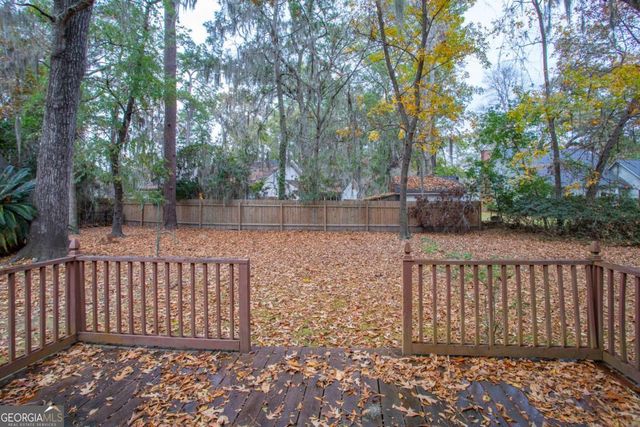 15 Sherborne Road, Savannah, GA 31419