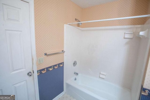 15 Sherborne Road, Savannah, GA 31419