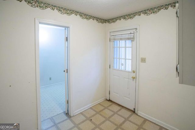 15 Sherborne Road, Savannah, GA 31419