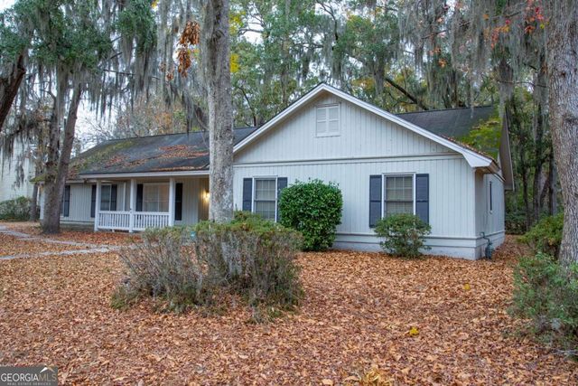 15 Sherborne Road, Savannah, GA 31419