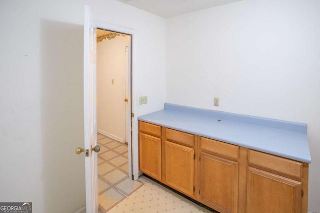 15 Sherborne Road, Savannah, GA 31419