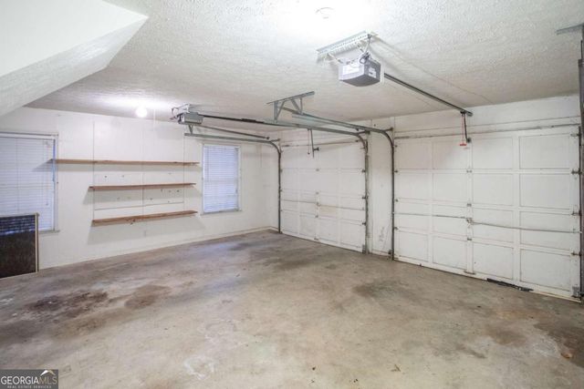 15 Sherborne Road, Savannah, GA 31419