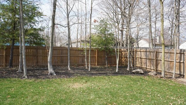 109 Jackson Tree Court, Fort Wayne, IN 46804