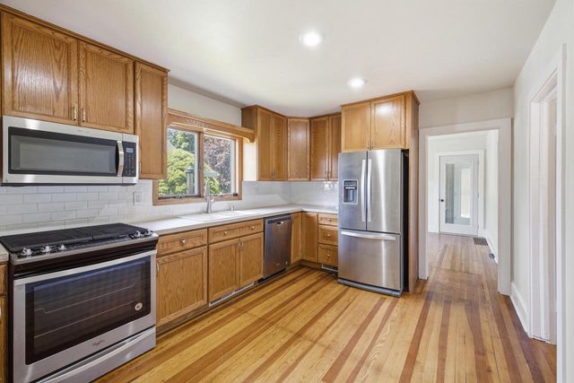 7207 45th AVENUE, Kenosha, WI 53142