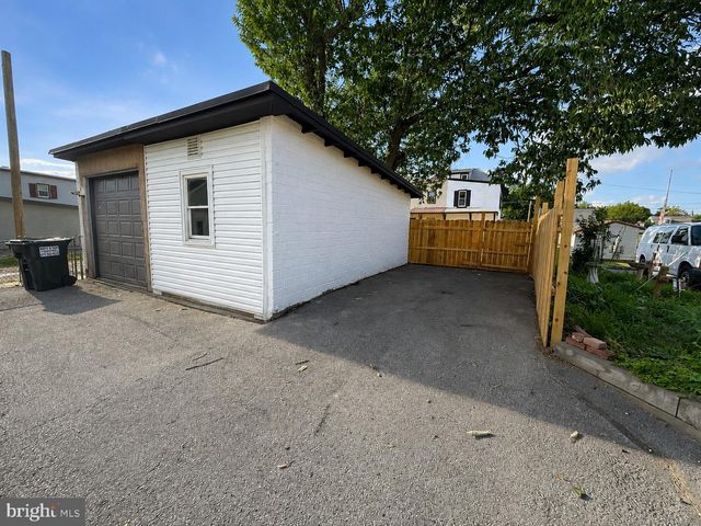 1908 CHESTNUT ST, Lebanon, PA 17042