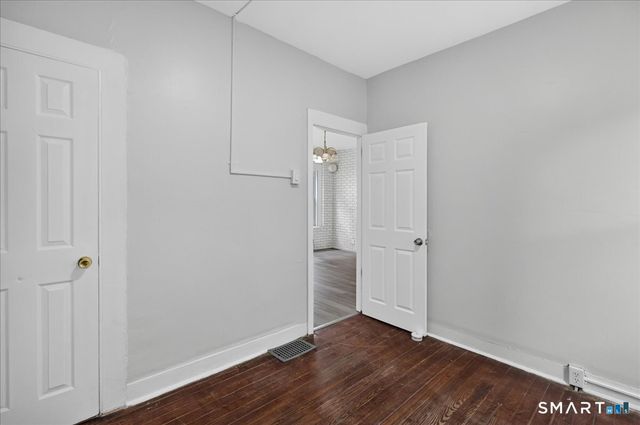56 Bond Street, Hartford, CT 06114