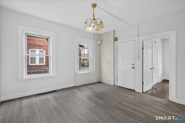 56 Bond Street, Hartford, CT 06114
