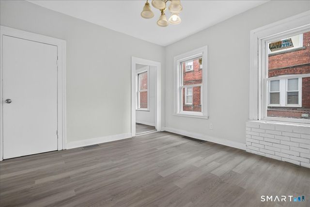 56 Bond Street, Hartford, CT 06114
