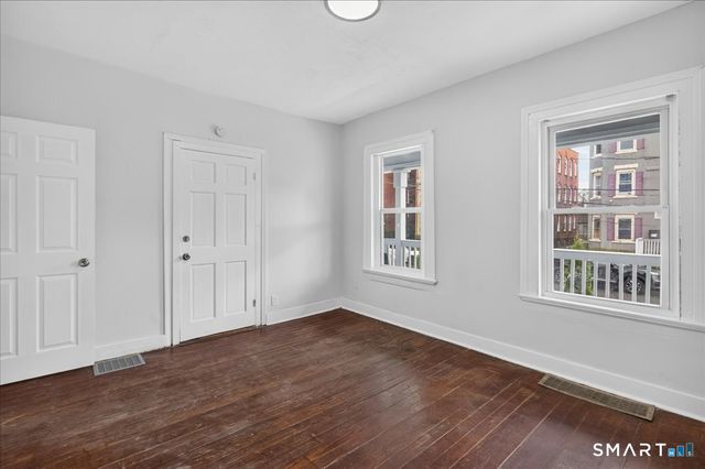 56 Bond Street, Hartford, CT 06114