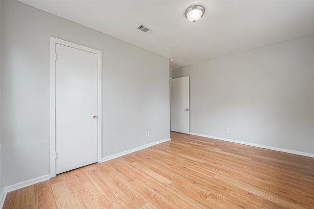 4910 Paradise Lane, Houston, TX 77048