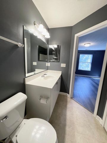 3827 Carberry Drive, Dublin, OH 43016