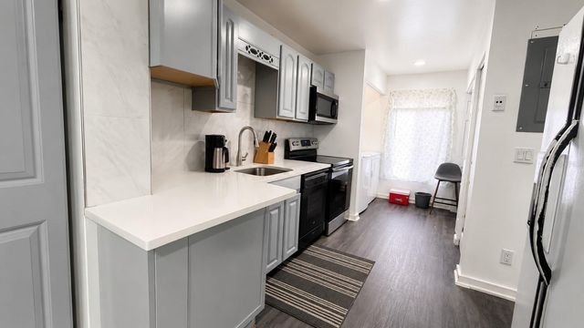 5304 INDIAN CREEK DRIVE D03, Orlando, FL 32811