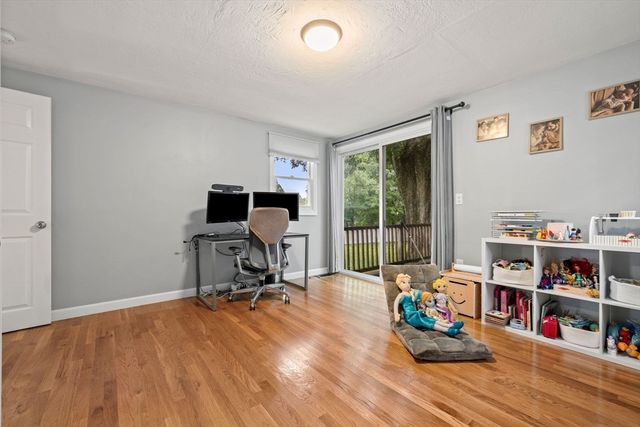 62 Tennyson Street, Worcester, MA 01610