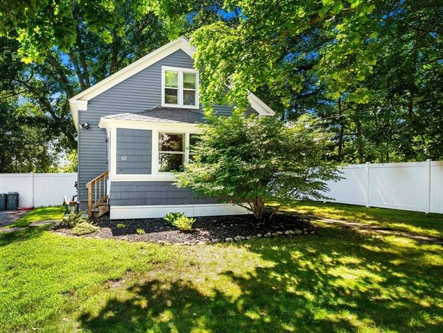 62 Tennyson Street, Worcester, MA 01610