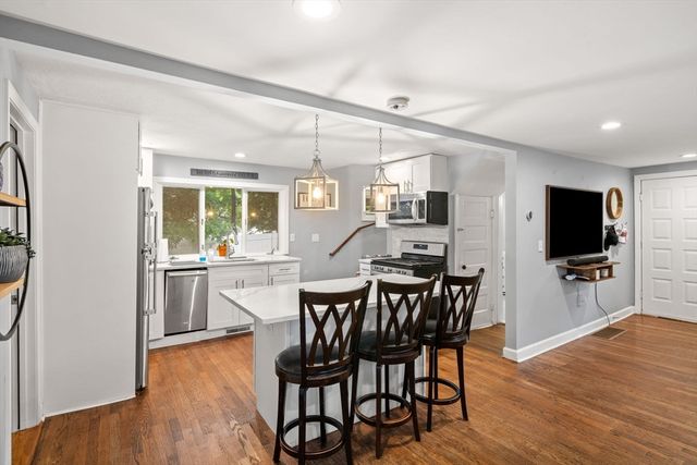 62 Tennyson Street, Worcester, MA 01610