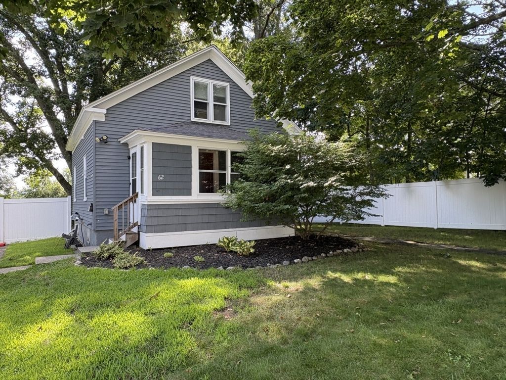 62 Tennyson Street, Worcester, MA 01610