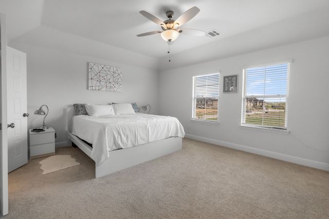 6834 Neals Way, Arlington, TX 76001