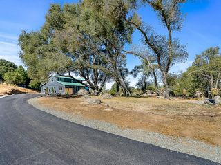 3102 Squirrel Hollow Rd, Somerset, CA 95684