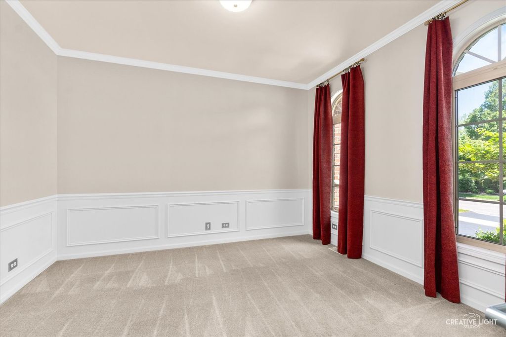 Image 4 of property listing at 1138 Grace Drive, Yorkville, IL 60560