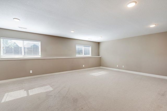 5130 N Athenian Ct, Wichita, KS 67204