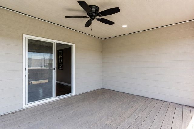 5130 N Athenian Ct, Wichita, KS 67204