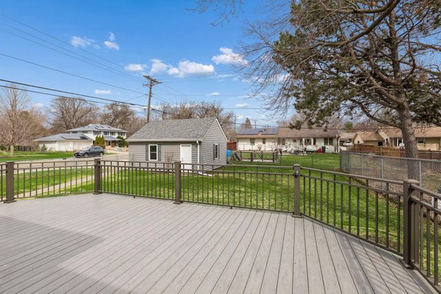 1914 Holton Street, Roseville, MN 55113