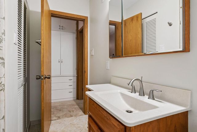 1914 Holton Street, Roseville, MN 55113