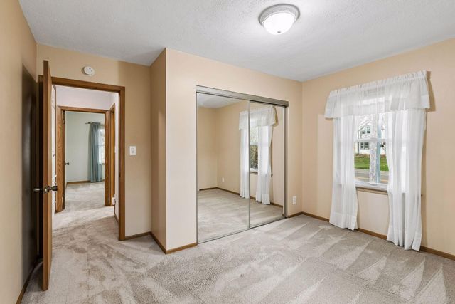 1914 Holton Street, Roseville, MN 55113