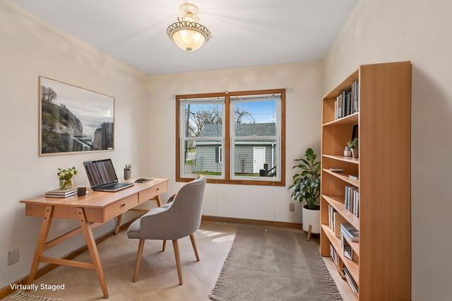 1914 Holton Street, Roseville, MN 55113