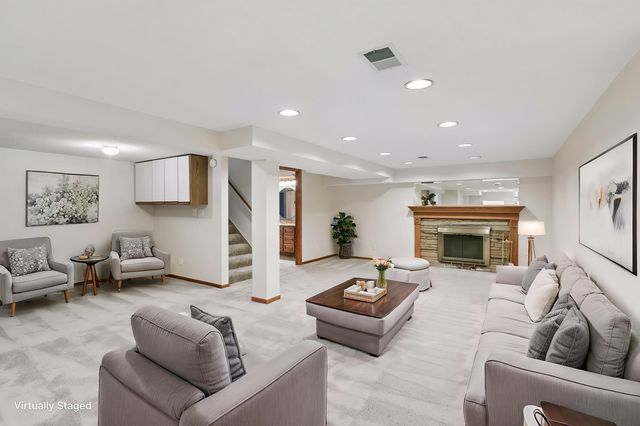 1914 Holton Street, Roseville, MN 55113