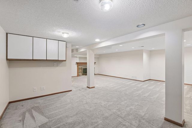 1914 Holton Street, Roseville, MN 55113