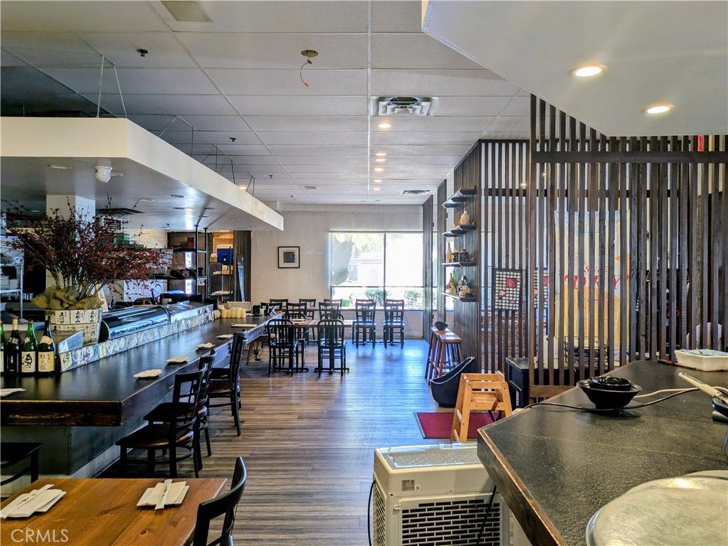 1231 Cabrillo Avenue 101, Torrance, CA 90501 — photo 2