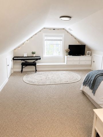 1136 Walnut St 2, Newton, MA 02461