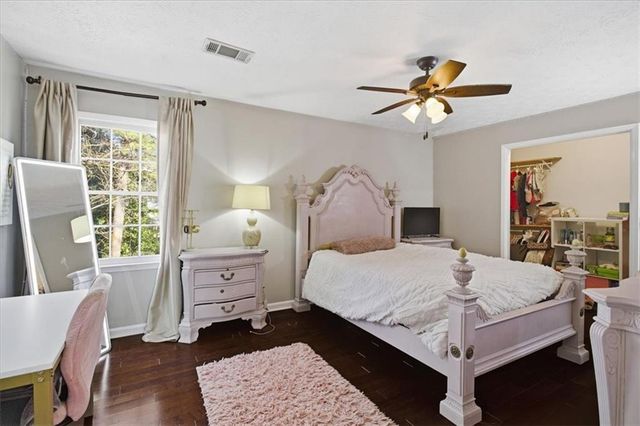 2563 Bridgewood Lane, Snellville, GA 30078