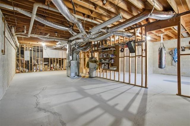 2563 Bridgewood Lane, Snellville, GA 30078