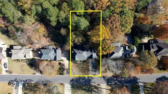 2563 Bridgewood Lane, Snellville, GA 30078