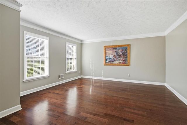 2563 Bridgewood Lane, Snellville, GA 30078