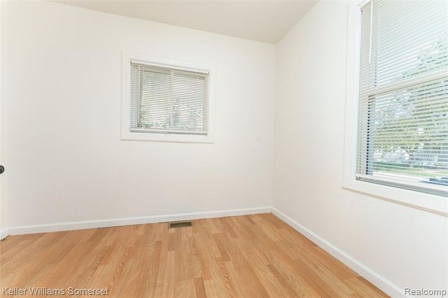 7244 Ford Avenue, Warren, MI 48091