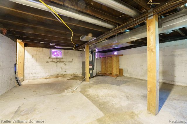 7244 Ford Avenue, Warren, MI 48091