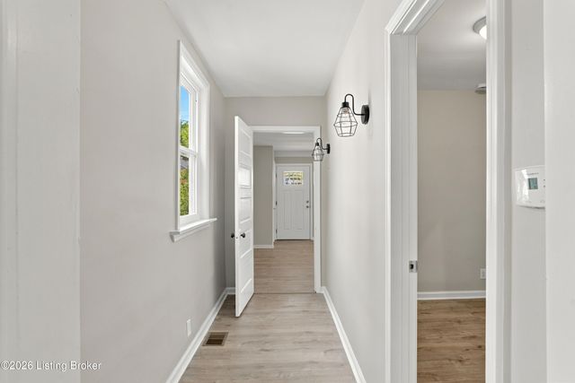 2200 S Shelby St, Louisville, KY 40217