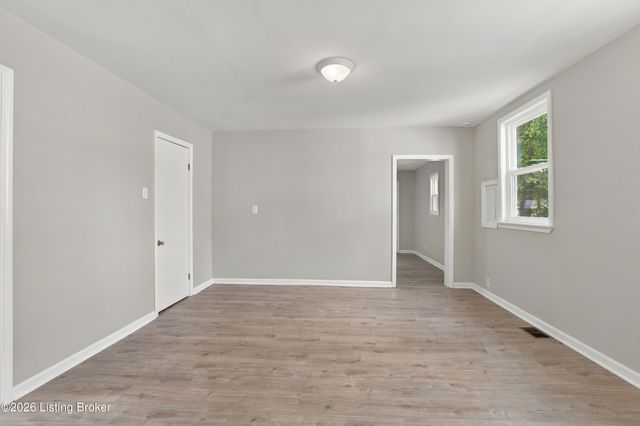 2200 S Shelby St, Louisville, KY 40217