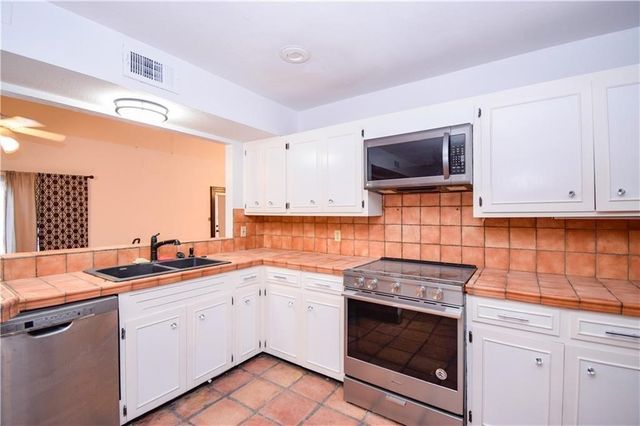 4410 Hebert Lane, Corpus Christi, TX 78413