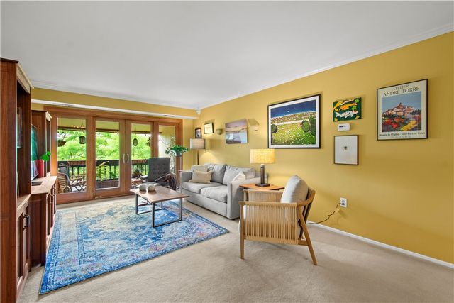 2034 Swallow Hill Road 307, Scott Twp, PA 15220